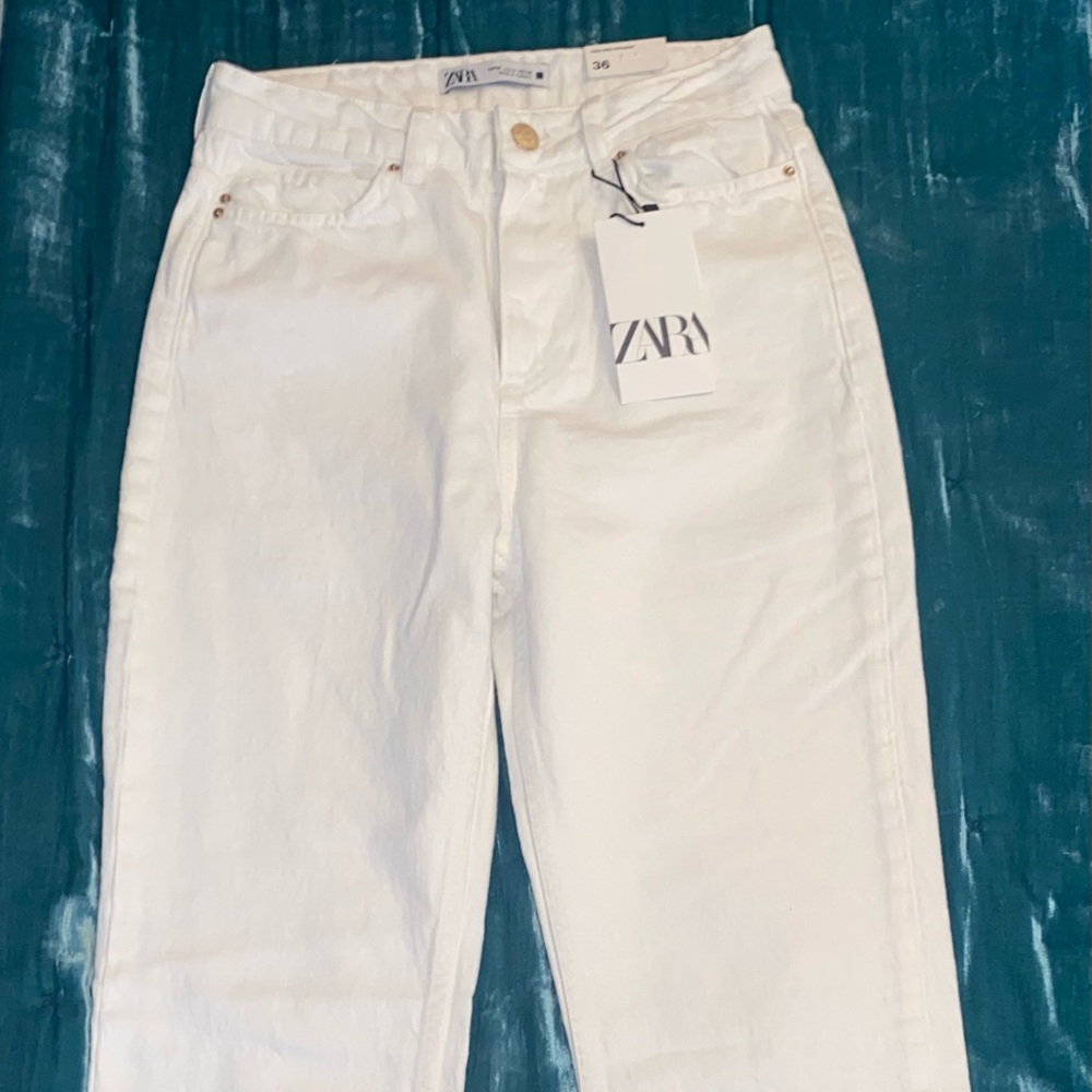 NWT!!! ZARA WHITE HIGH RISE STRAIGHT DENIM size 26